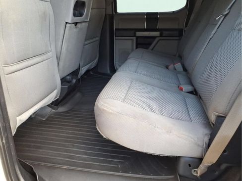 Used 2018 Ford F150 XLT AWD/4WD image 12