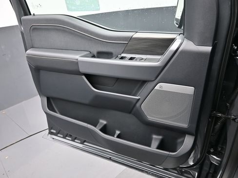 New 2025 Ford F150 Lariat w/ Equipment Group 501A Mid image 16