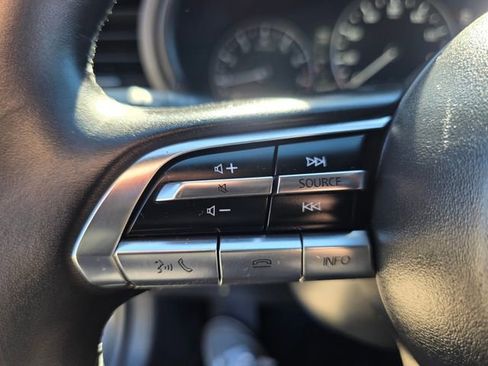 Used 2019 MAZDA MAZDA3 AWD Hatchback w/ Premium Pkg image 19