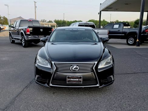 Used 2014 Lexus LS 460 w/ Comfort Package RWD image 8