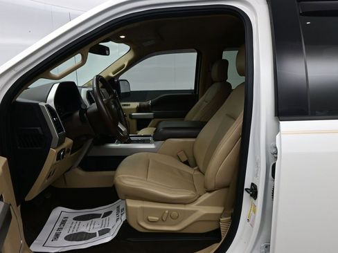 Used 2020 Ford F150 Lariat image 14