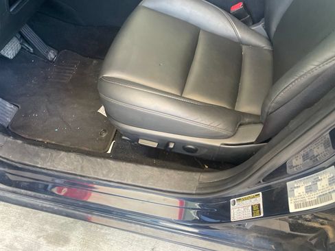 Used 2025 MAZDA MAZDA3 s FWD image 18
