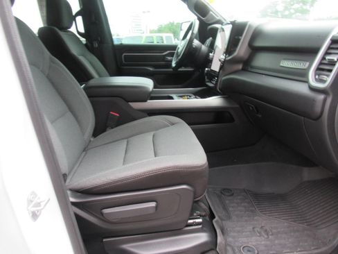 Certified 2022 RAM 1500 Big Horn AWD/4WD image 13