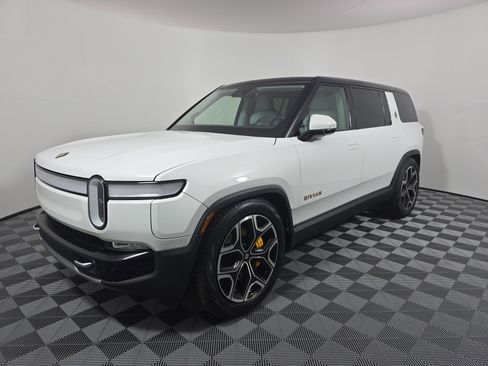 Used 2023 Rivian R1S Adventure AWD/4WD image 1