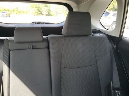 Used 2019 Toyota RAV4 LE image 14