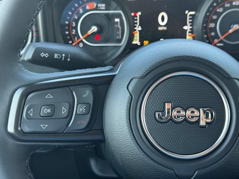 New 2026 Jeep Wrangler Unlimited Rubicon AWD/4WD image 24