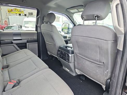 Used 2019 Ford F250 XLT w/ XLT Premium Package AWD/4WD image 11