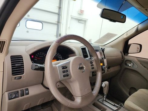 Used 2017 Nissan Frontier SV w/ SV Value Truck Package image 12