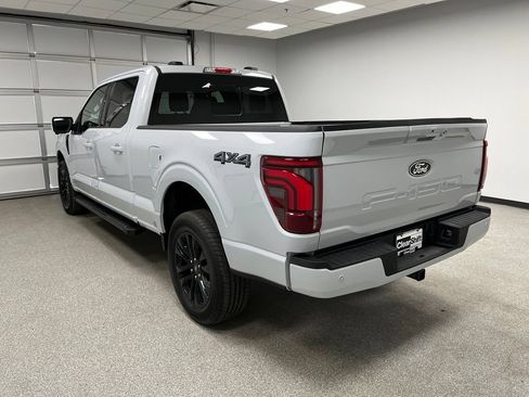 Used 2025 Ford F150 Lariat AWD/4WD image 8