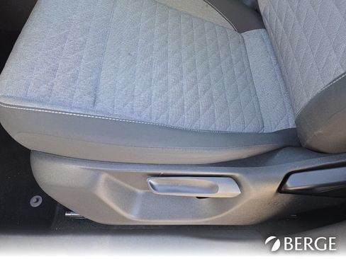 Used 2025 Volkswagen Tiguan S FWD image 16