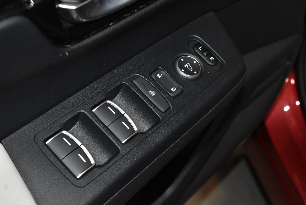 Used 2024 Honda CR-V EX-L image 6