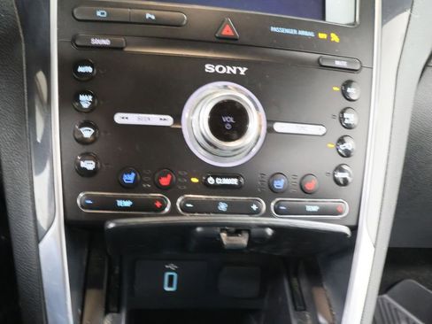 Used 2019 Ford Explorer Sport AWD/4WD image 11