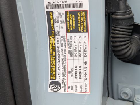Used 2025 Volkswagen Jetta Sport FWD image 35