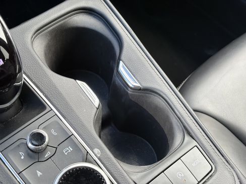 Certified 2024 Cadillac XT4 Premium Luxury image 25