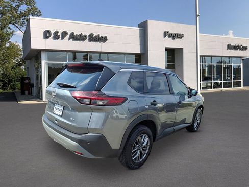 Used 2023 Nissan Rogue S AWD/4WD image 2