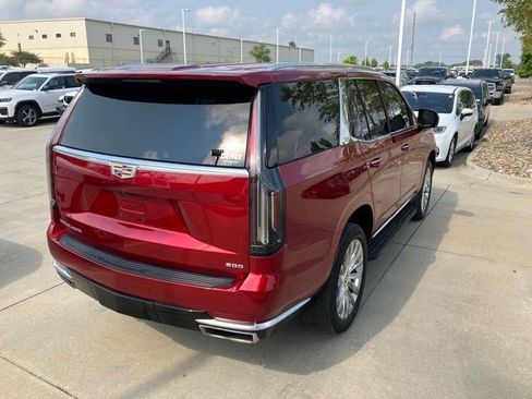 Used 2021 Cadillac Escalade Premium Luxury w/ LPO, Illumination Package AWD/4WD image 6