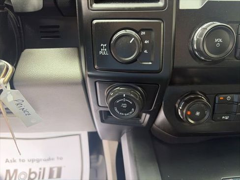 Used 2020 Ford F150 XL w/ Equipment Group 101A Mid AWD/4WD image 12