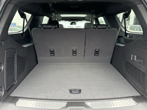 New 2026 GMC Yukon XL Denali w/ Sun & Power Step Package image 12