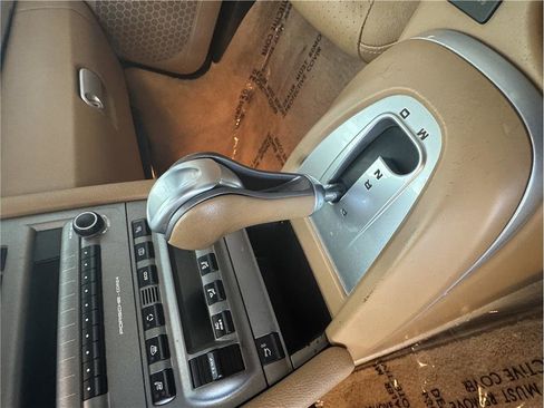 Used 2006 Porsche Boxster S image 18