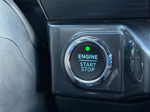 Used 2022 Ford F150 XLT w/ Equipment Group 302A High image 19