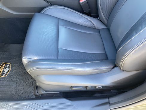 Certified 2025 Subaru Outback Wilderness AWD/4WD image 15