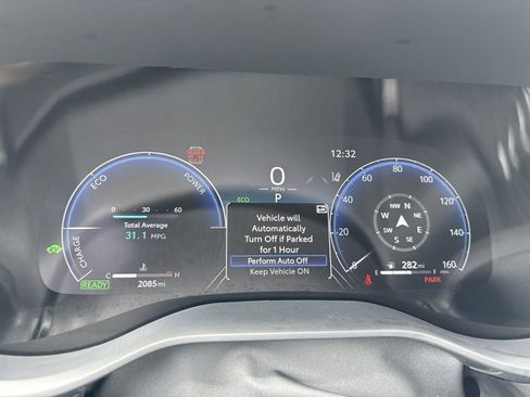 Used 2026 Toyota Sienna XSE image 15