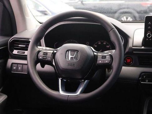 Used 2025 Honda Pilot EX-L image 25