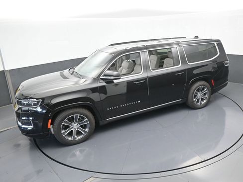 Used 2024 Jeep Grand Wagoneer L 4WD image 63