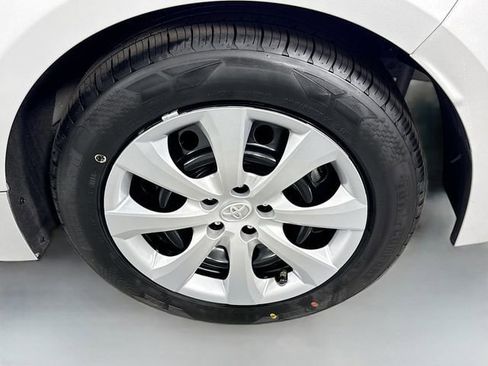 Certified 2023 Toyota Corolla LE w/ Carpet Mat Package (TMS) FWD image 28