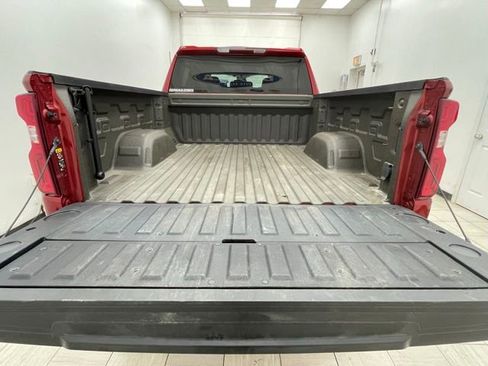 Certified 2025 Chevrolet Silverado 1500 RST AWD/4WD image 15