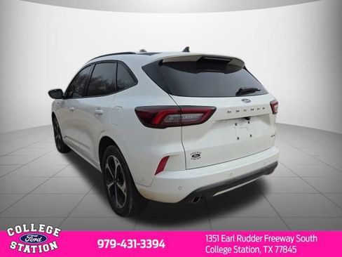 Used 2024 Ford Escape ST-Line Elite w/ Premium Technology Package image 3