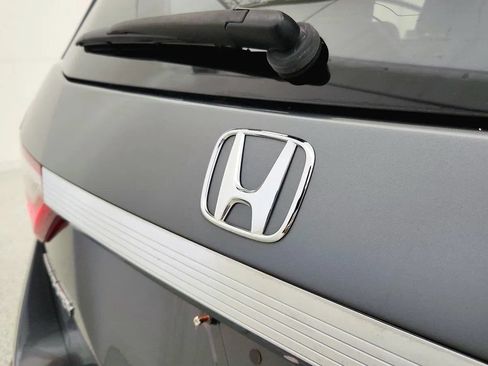 Used 2012 Honda Odyssey EX image 32
