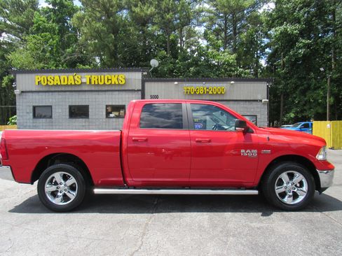 Used 2019 RAM 1500 Big Horn image 8