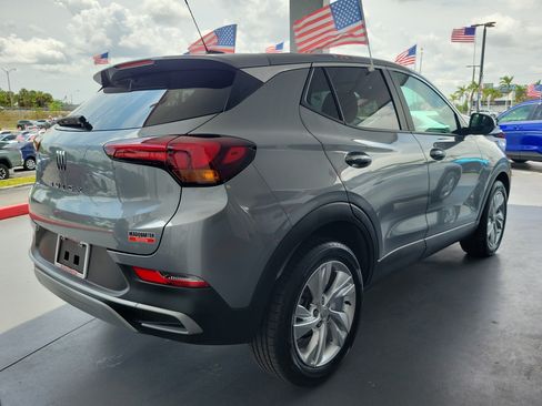 Used 2025 Buick Encore GX Preferred FWD image 9