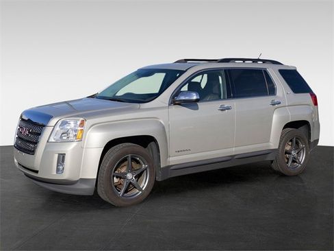Used 2015 GMC Terrain SLT w/ Chrome Edition image 4