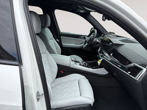 New 2026 BMW X5 xDrive50e AWD/4WD image 15