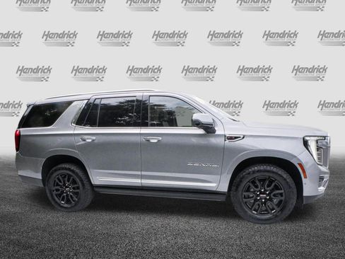 Used 2026 GMC Yukon Denali w/ Sun & Power Step Package AWD/4WD image 11