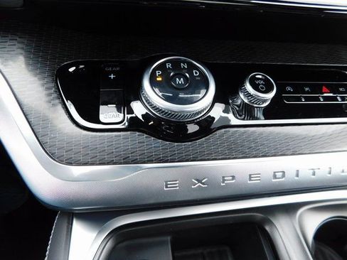 New 2026 Ford Expedition Platinum w/ Stealth Appearance Package image 46