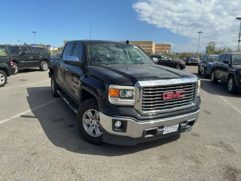 Used 2015 GMC Sierra 1500 SLE w/ SLE Value Package image 1