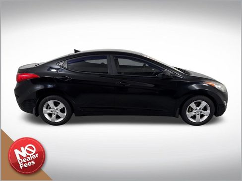 Used 2012 Hyundai Elantra GLS w/ Preferred Pkg 3 FWD image 2