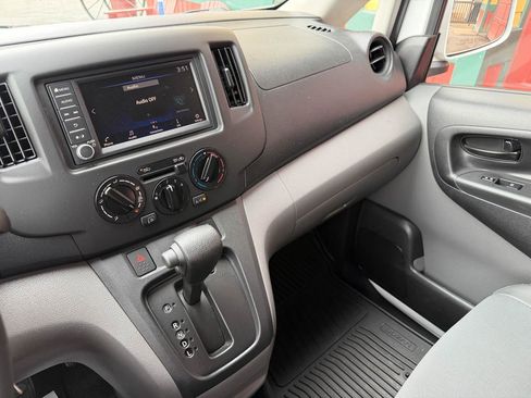 Used 2020 Nissan NV200 SV FWD image 21