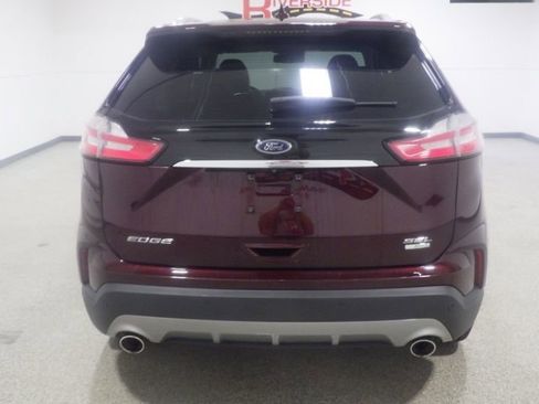 Used 2019 Ford Edge SEL w/ Equipment Group 201A FWD image 3