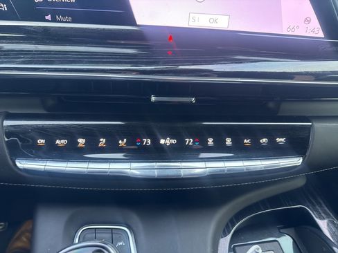 Used 2023 Cadillac Escalade V image 8