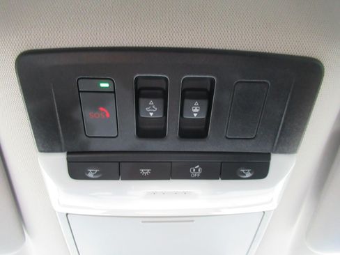 Used 2024 Nissan Pathfinder Platinum w/ Cargo Package AWD/4WD image 31