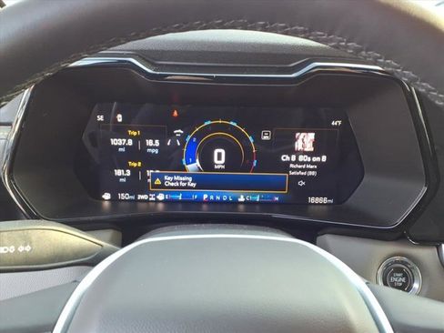 Used 2023 Chevrolet Colorado ZR2 w/ ZR2 Convenience Package III image 19