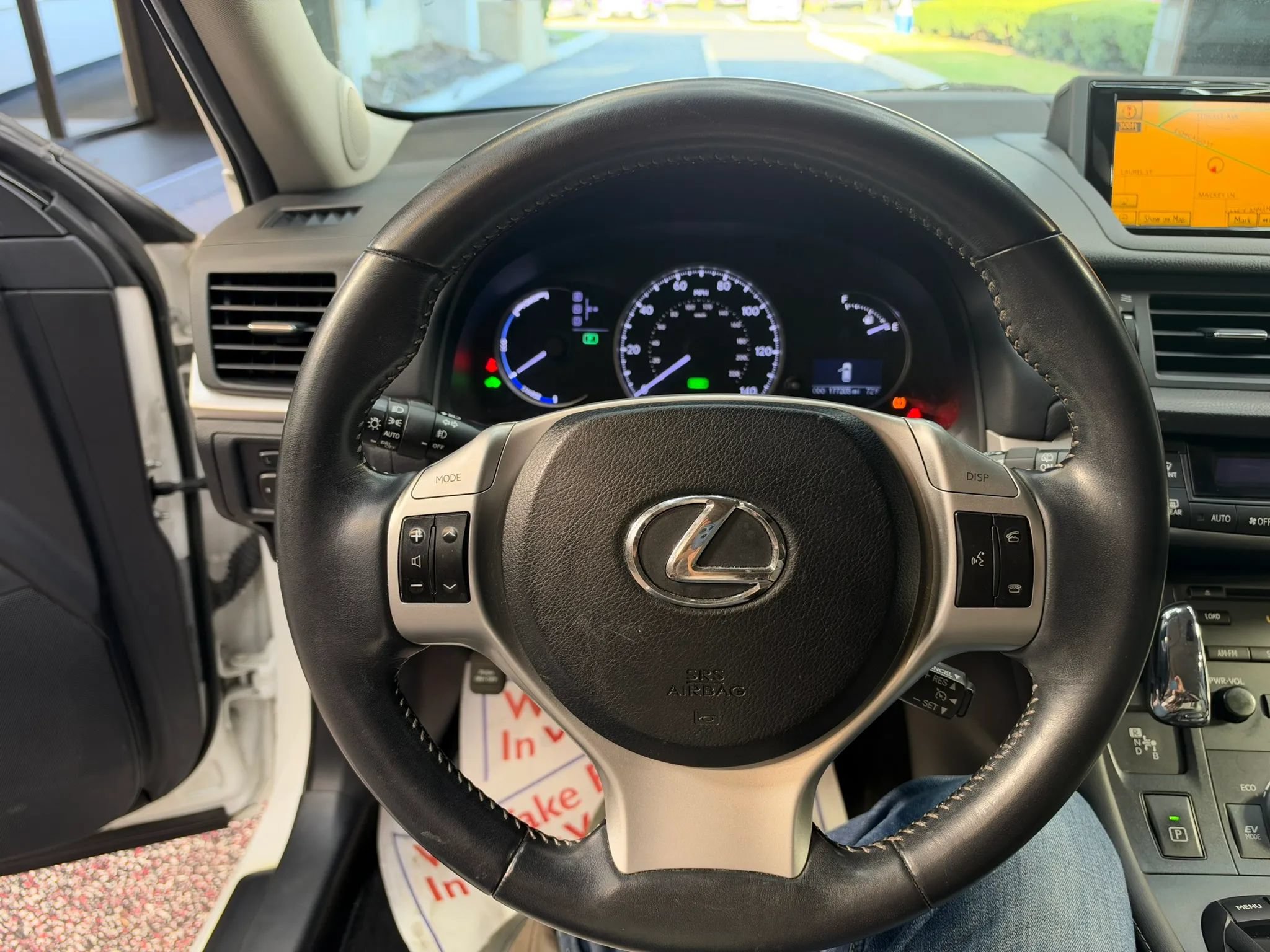 Used 2012 Lexus CT 200h Premium w/ Leather Pkg FWD image 12