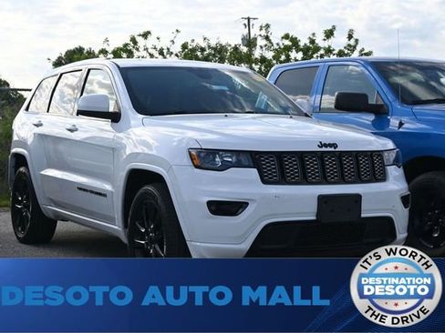 Used 2019 Jeep Grand Cherokee Altitude AWD/4WD image 1