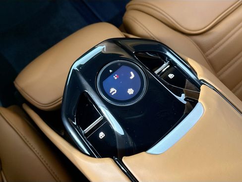 Used 2026 Ferrari Purosangue AWD/4WD image 27
