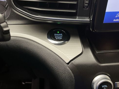 Certified 2020 Ford Explorer XLT w/ Equipment Group 202A image 22