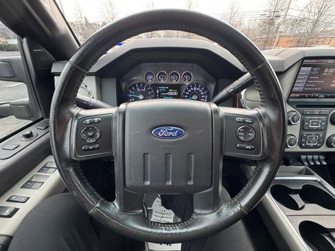 Used 2014 Ford F250 Lariat w/ Lariat Ultimate Package AWD/4WD image 29